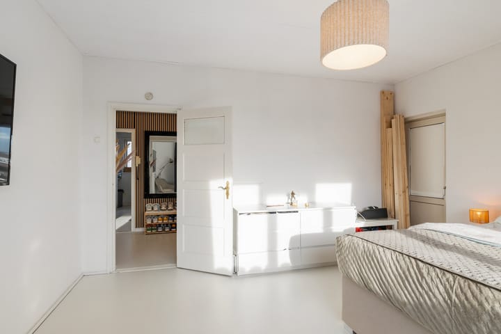 Foto 16 van Rotterdamsedijk 235-D