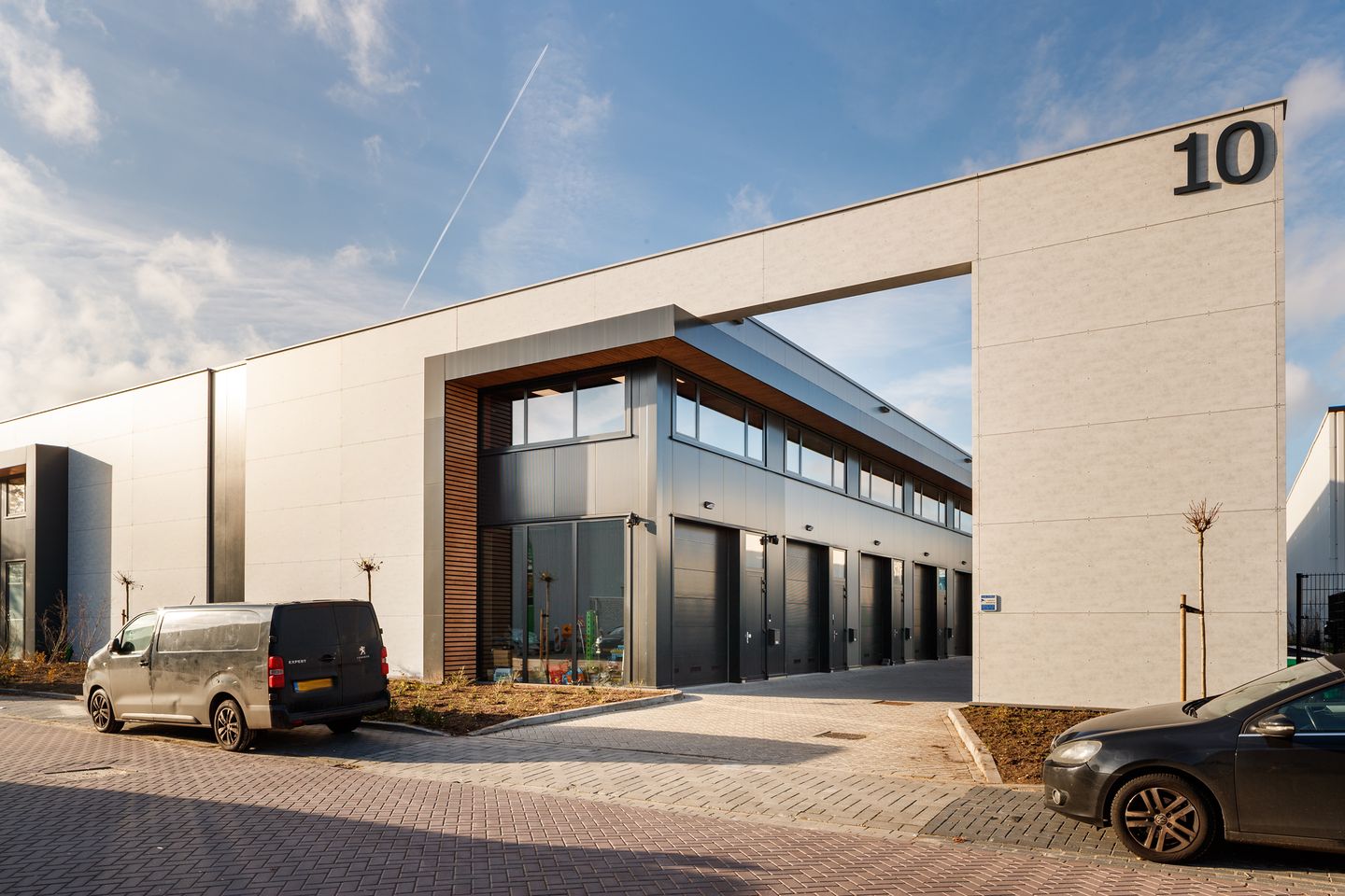 View photo 2 of Industrieweg 10-J