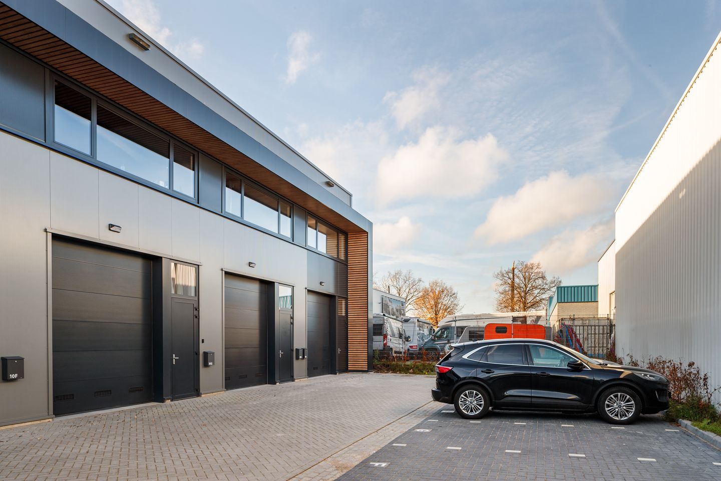 View photo 4 of Industrieweg 10-J