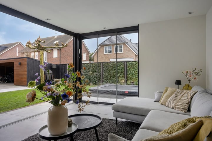 Foto 40 van Koolzaadakker 8