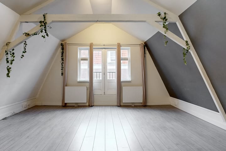 Photo 21 of Muntstraat 24-A