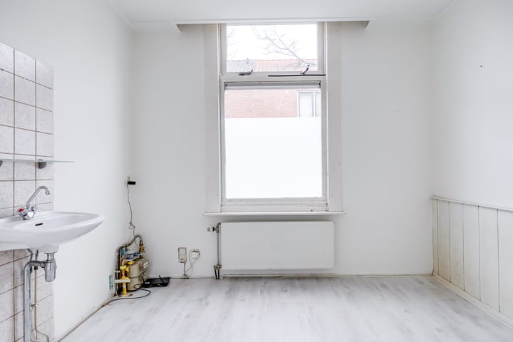 Photo 7 of Lombokstraat 77