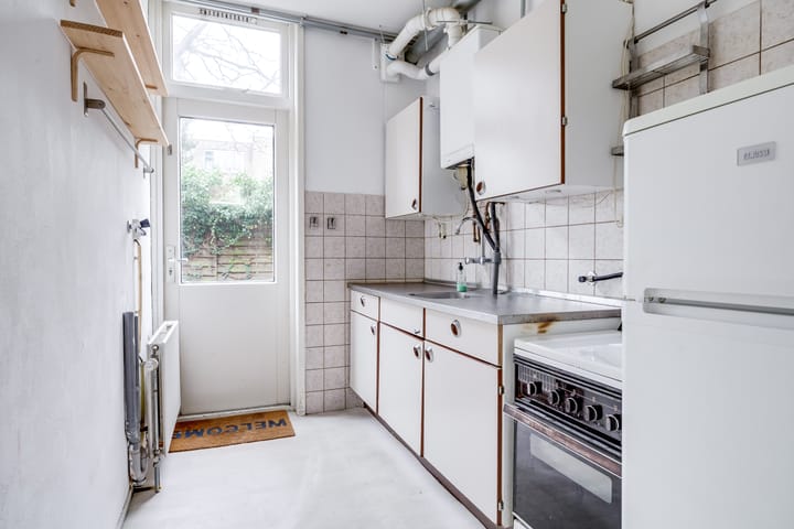 Photo 11 of Lombokstraat 77