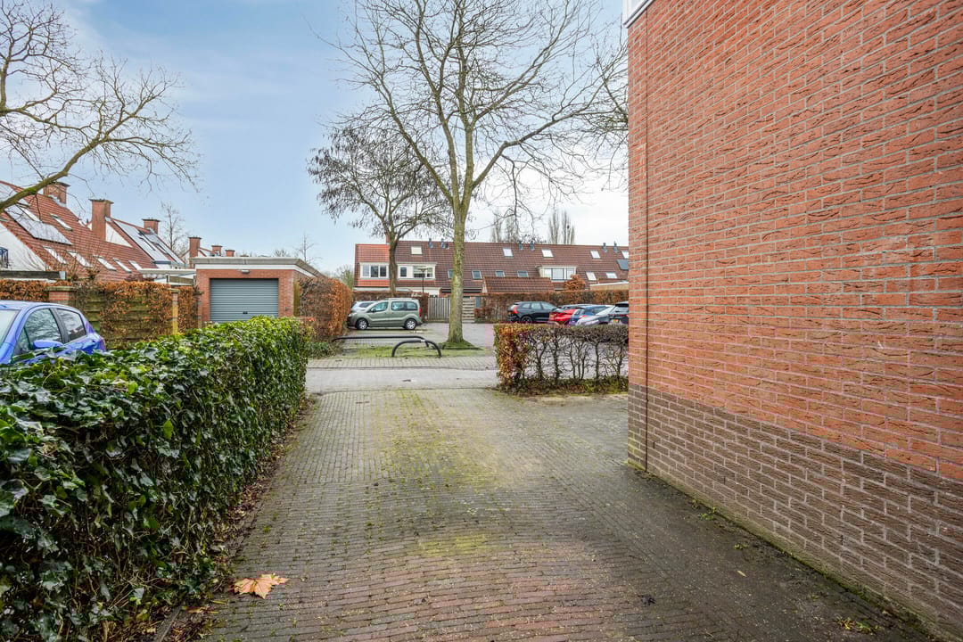 Foto 37 van Versteegstraat 2