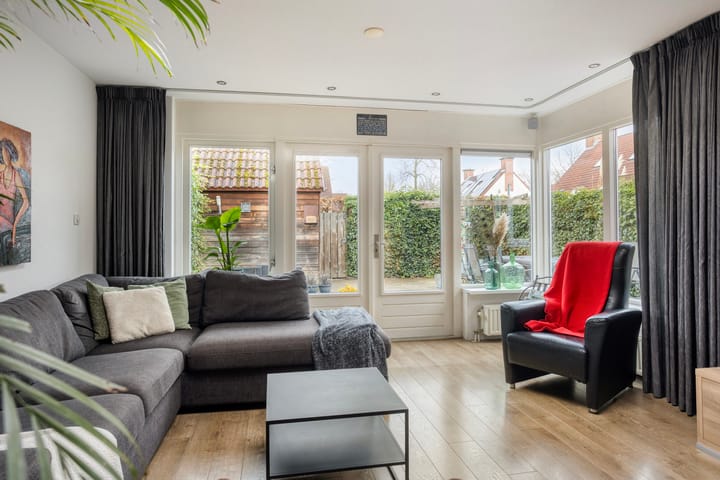 Foto 5 van Versteegstraat 2