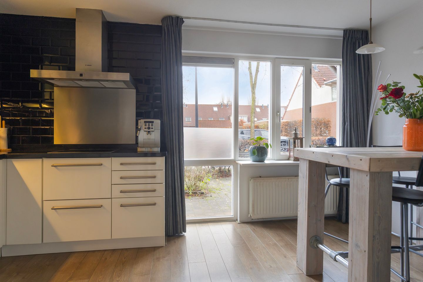 Foto 10 van Versteegstraat 2