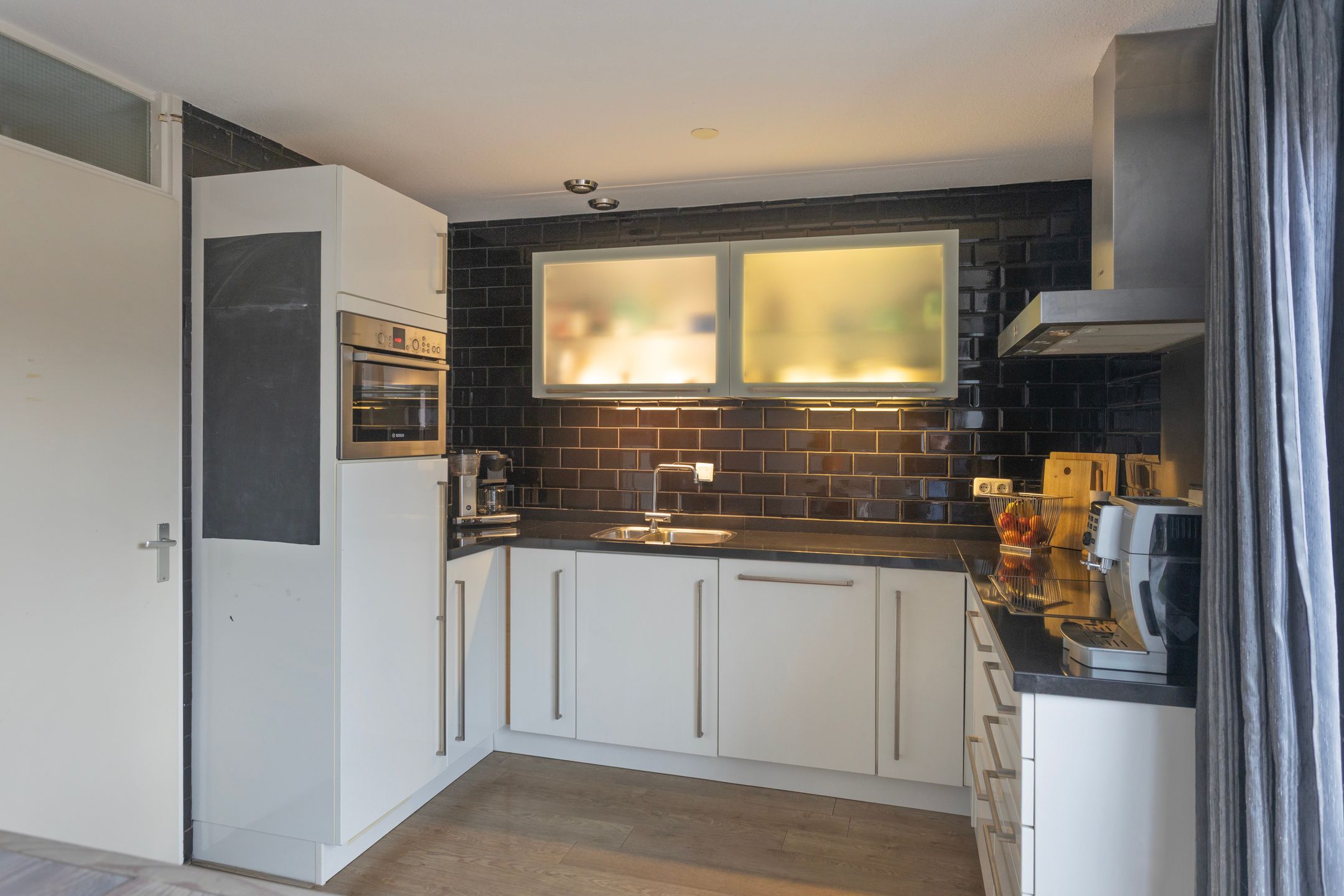 Foto 3 van Versteegstraat 2