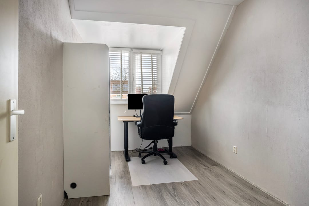 Foto 26 van Versteegstraat 2