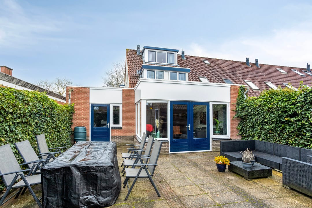 Foto 32 van Versteegstraat 2