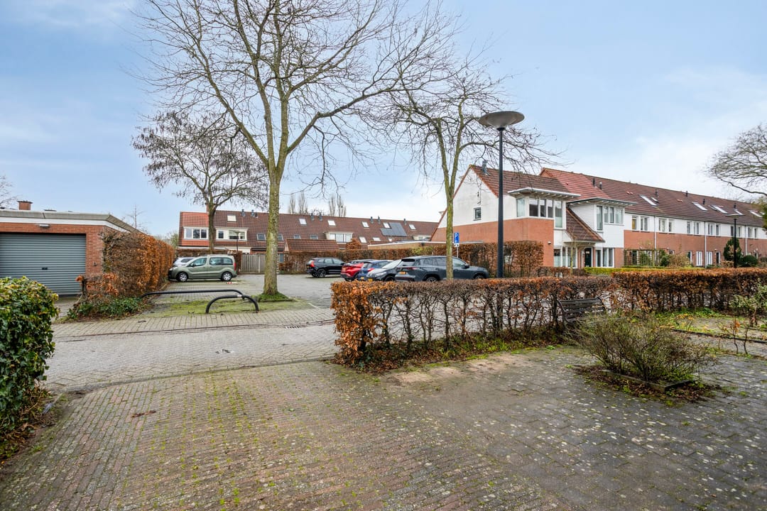 Foto 38 van Versteegstraat 2