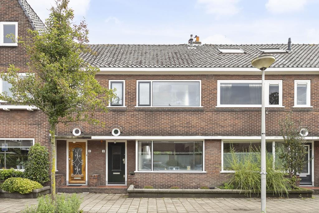 Buying a house in The Netherlands., van Henegouwenstraat 3