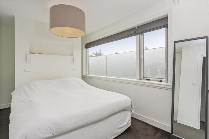 Foto 8 van van Henegouwenstraat 3