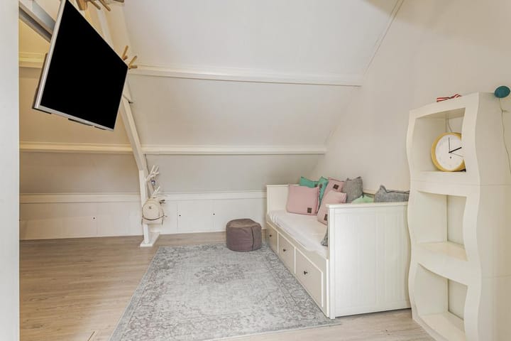 Foto 14 van van Henegouwenstraat 3