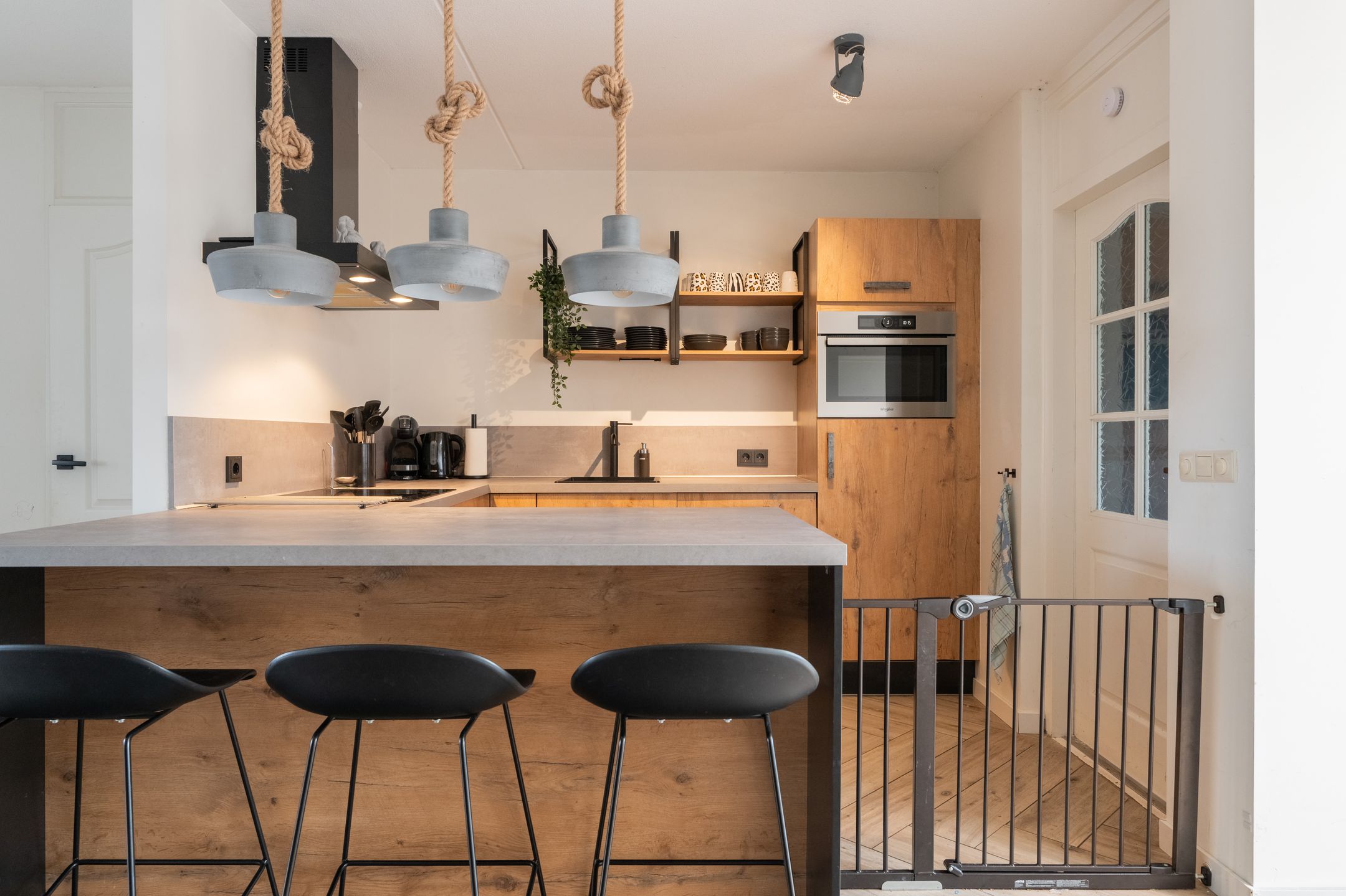 378.jpg?options=width=2160