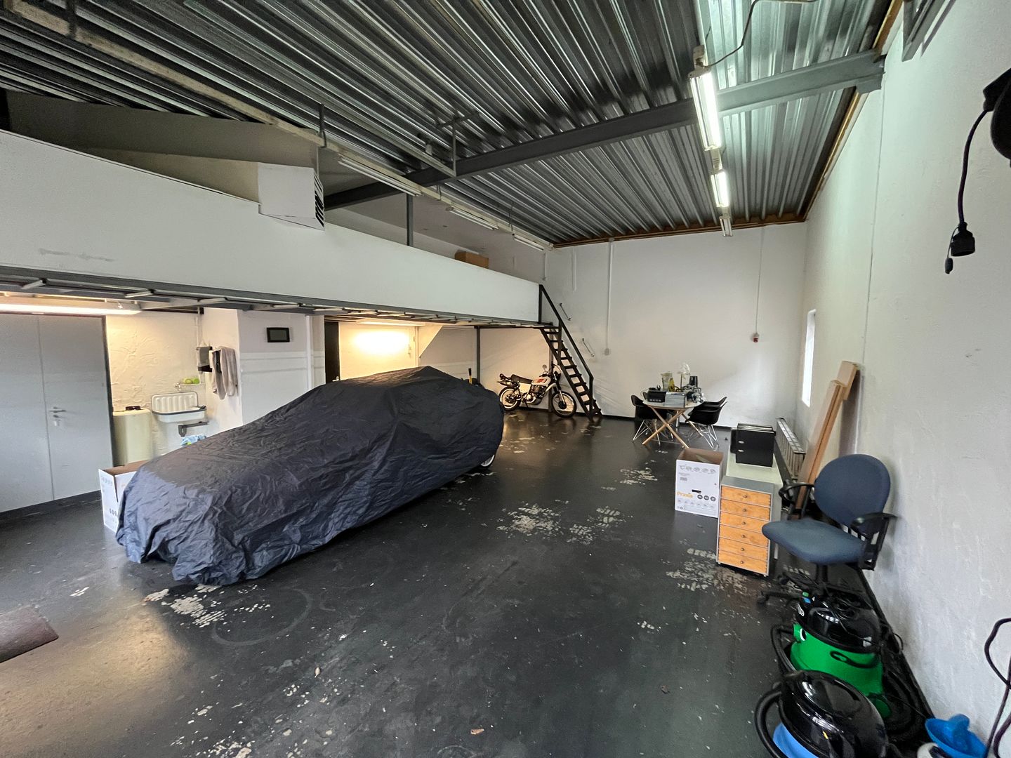 View photo 3 of Edisonstraat 13-a