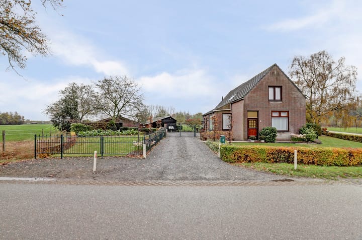 Photo 2 of Heikantsestraat 4