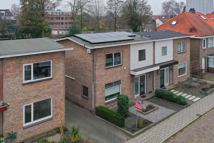 Photo 2 of IJsselstraat 13