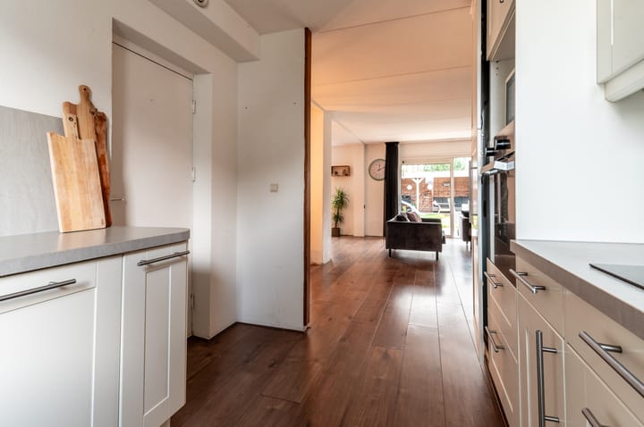 Photo 15 of Willem Pijperstraat 10