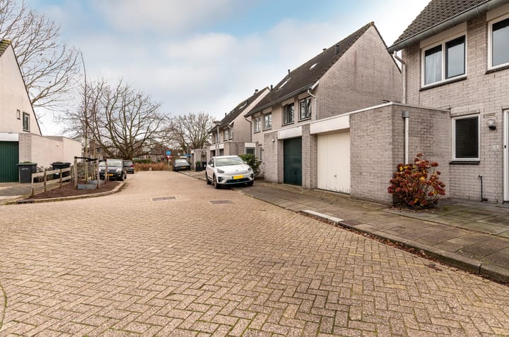 Photo 33 of Willem Pijperstraat 10