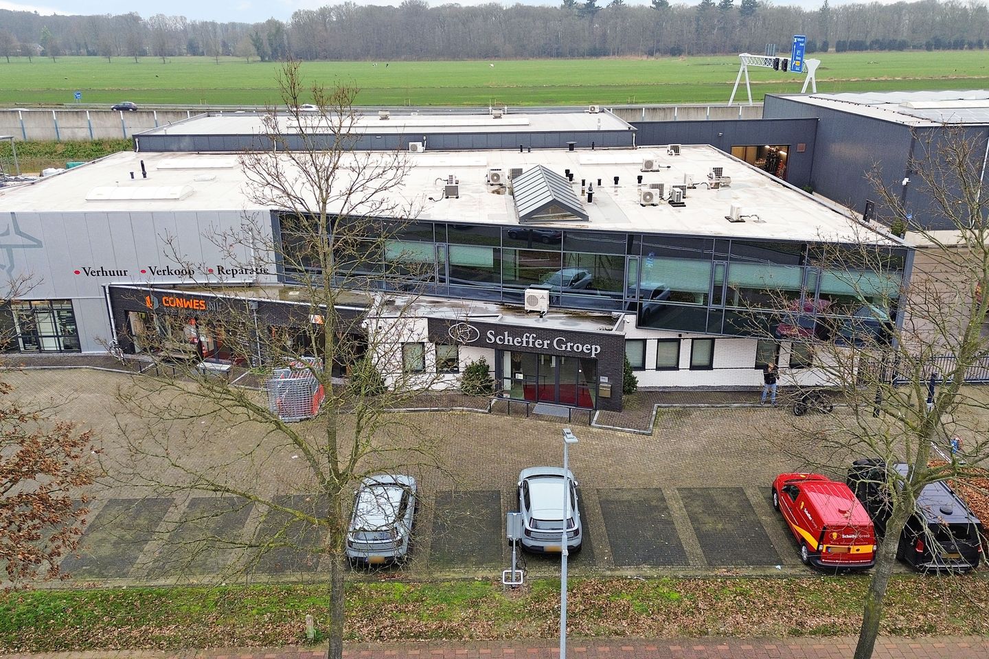 View photo 2 of Rondweg 82