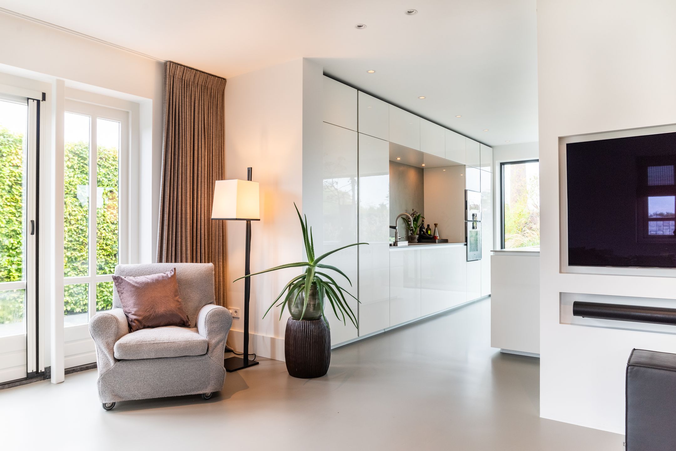 Foto 9 van Oosteinderweg 59-A