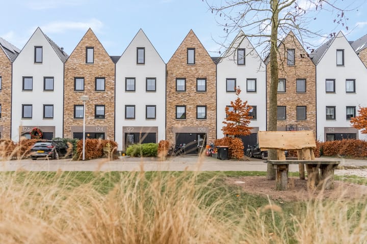 Foto 12 van Hagenstein 122