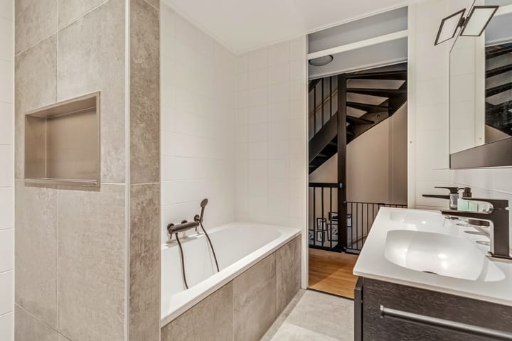 Foto 40 van Hagenstein 122