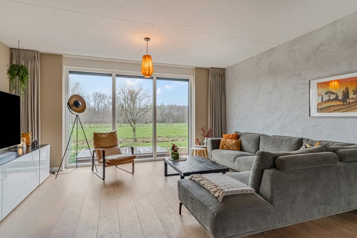 Foto 49 van Hagenstein 122