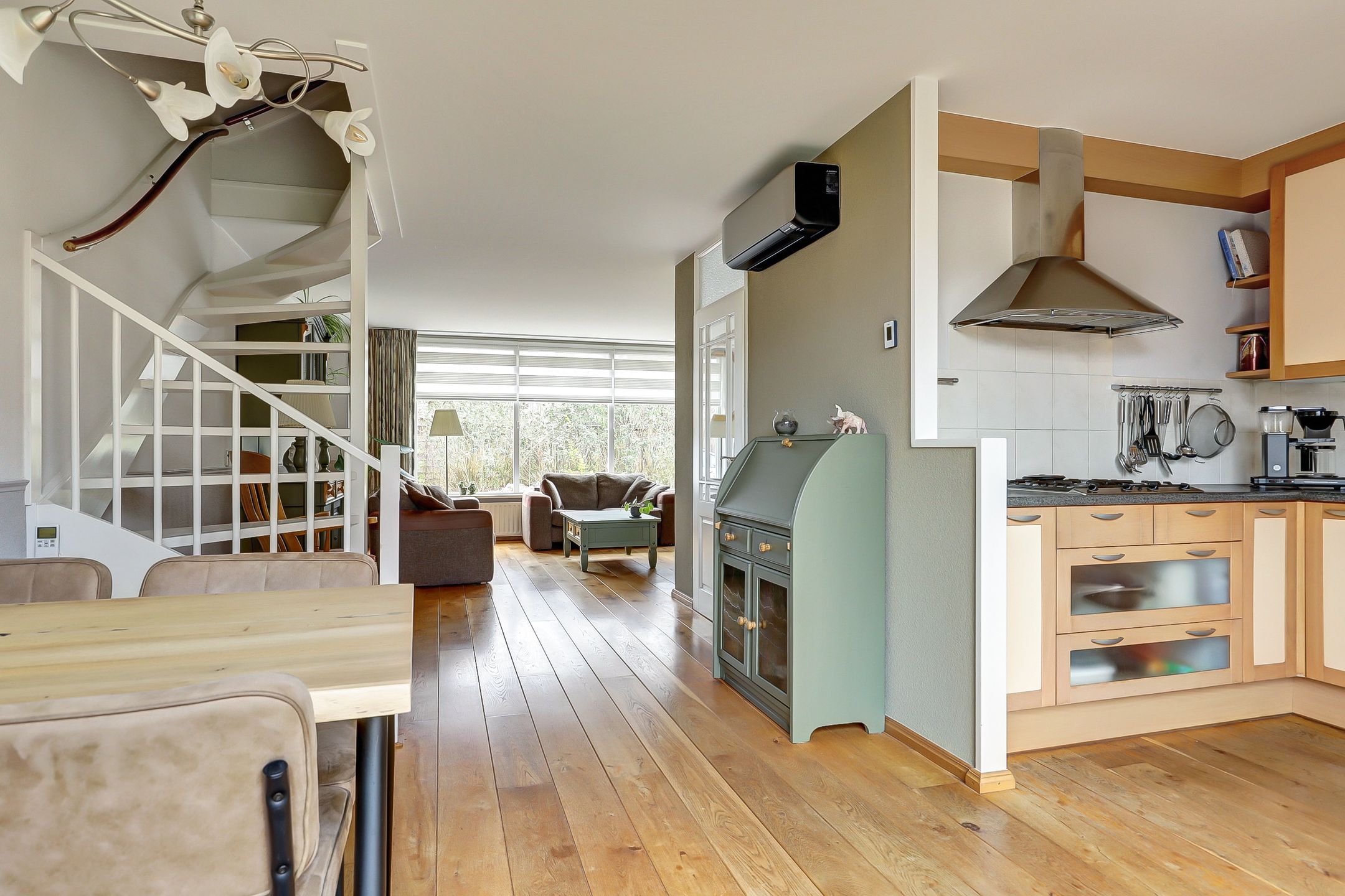 Photo 12 of Habijt 91