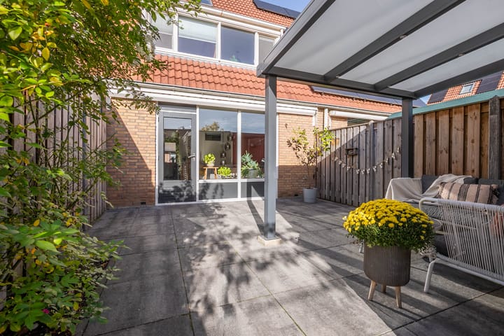 Foto 11 van Anna Roemers-Visscherpad 14