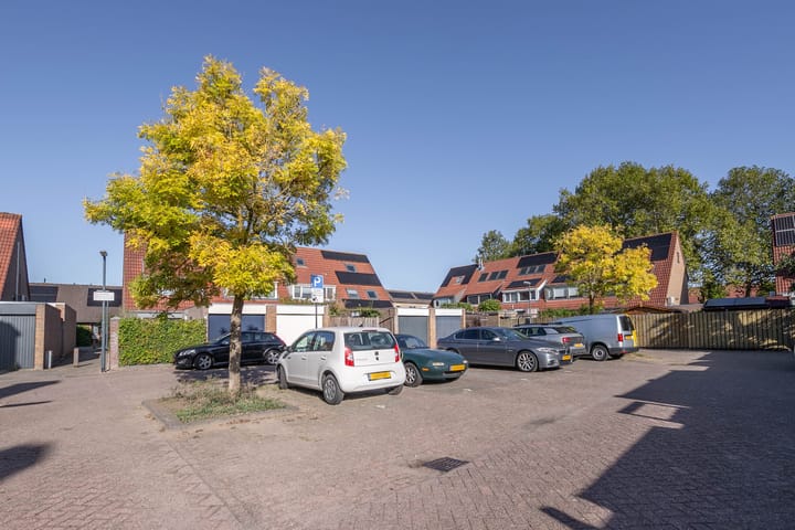 Foto 25 van Anna Roemers-Visscherpad 14