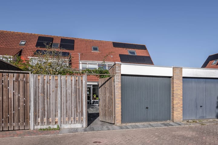 Foto 24 van Anna Roemers-Visscherpad 14