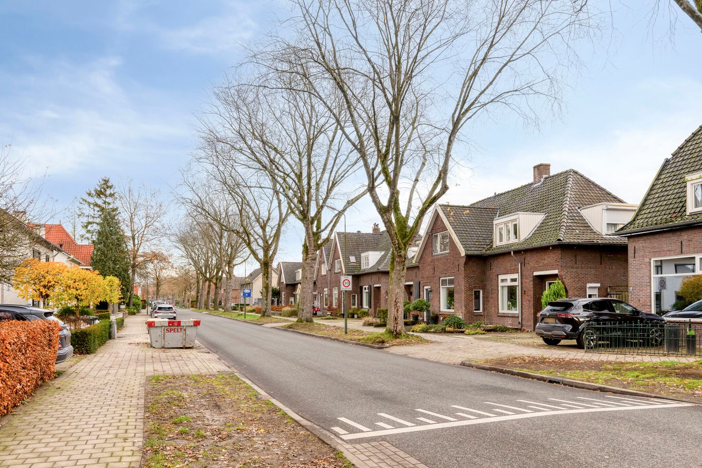 Foto 10 van Burg. Canterslaan 67