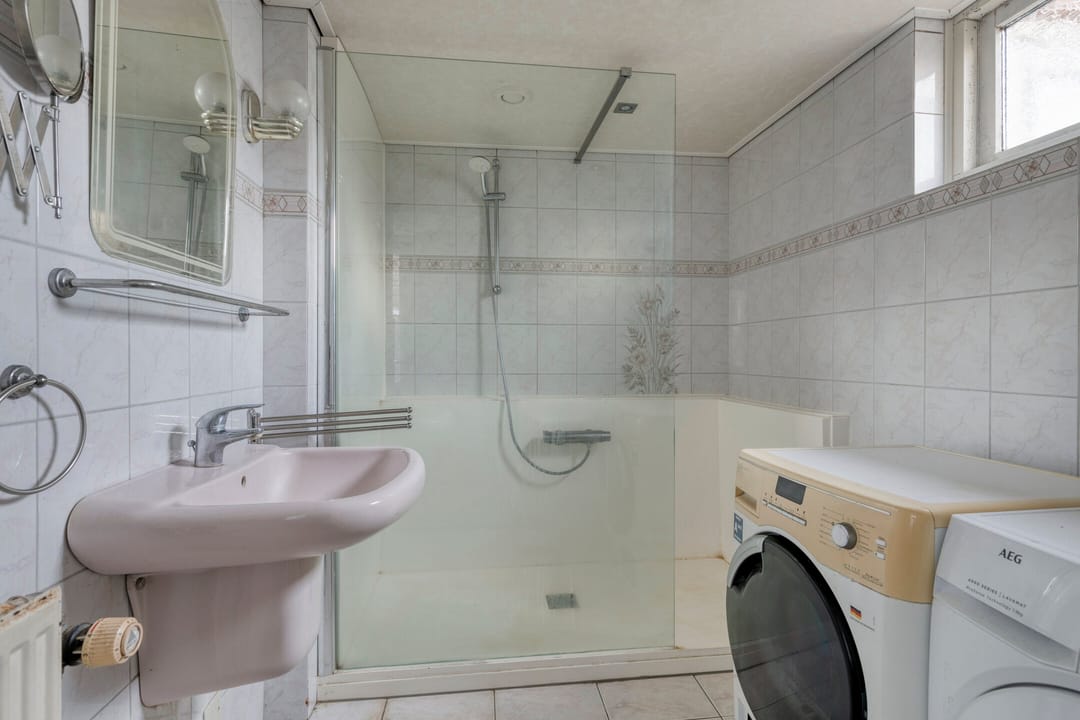 Foto 22 van Burg. Canterslaan 67