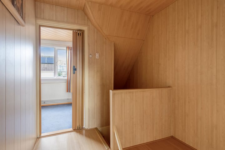 Foto 25 van Burg. Canterslaan 67