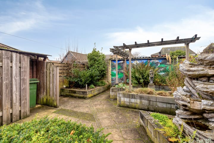 Foto 35 van Burg. Canterslaan 67