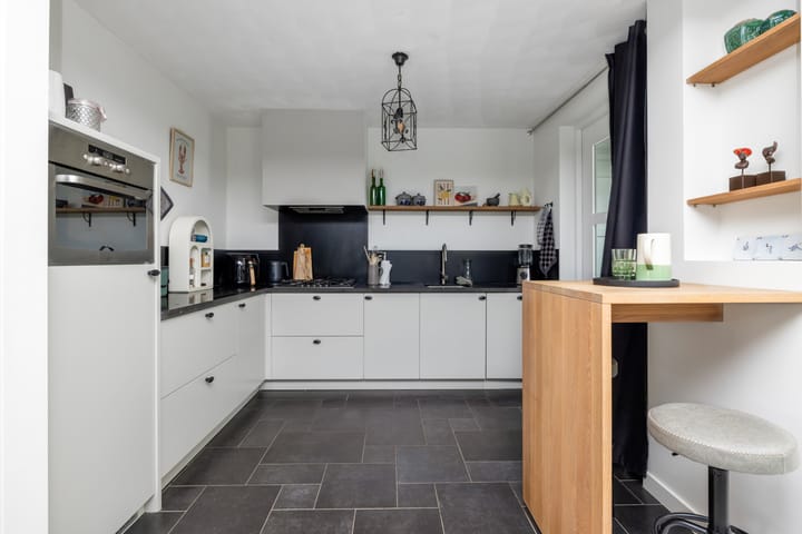 Photo 22 of Colijnstraat 49