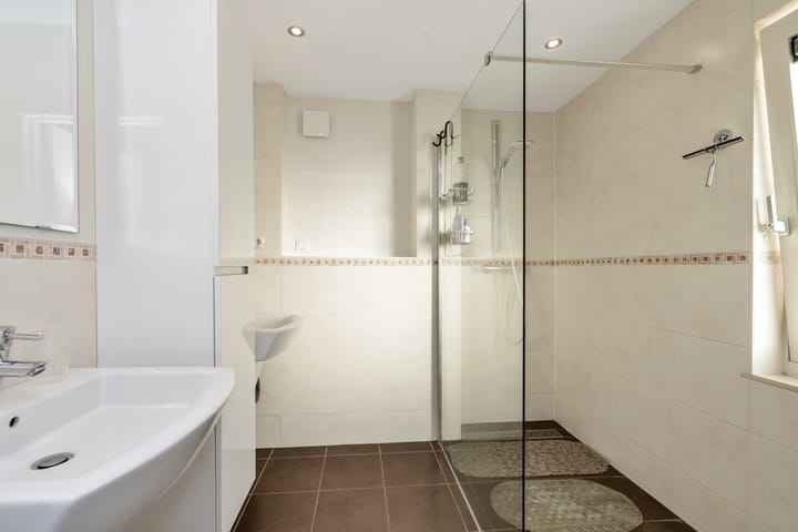 Photo 42 of Colijnstraat 49