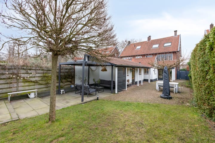 Photo 4 of Loolaan 21