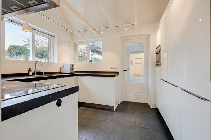 Photo 20 of Loolaan 21