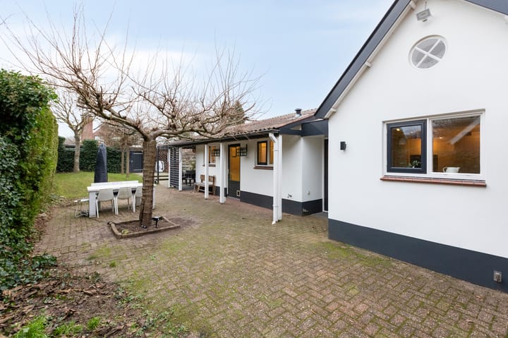 Photo 28 of Loolaan 21