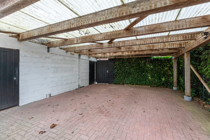 Photo 34 of Loolaan 21