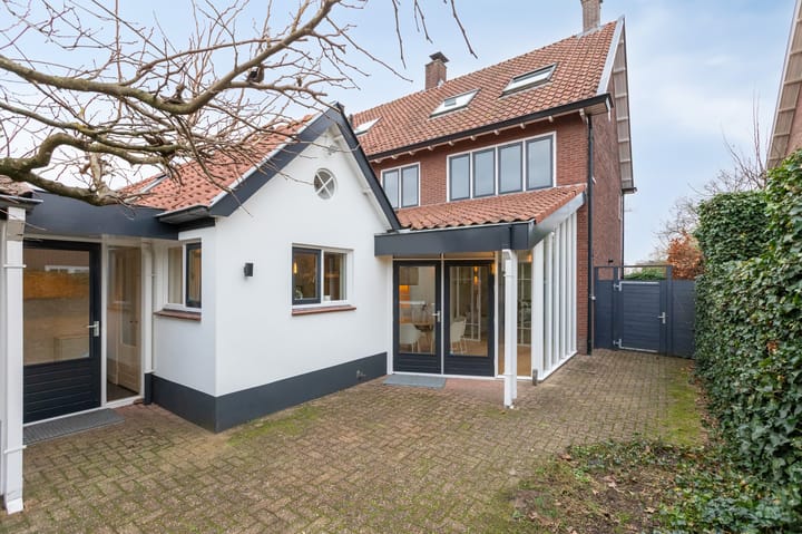 Photo 38 of Loolaan 21