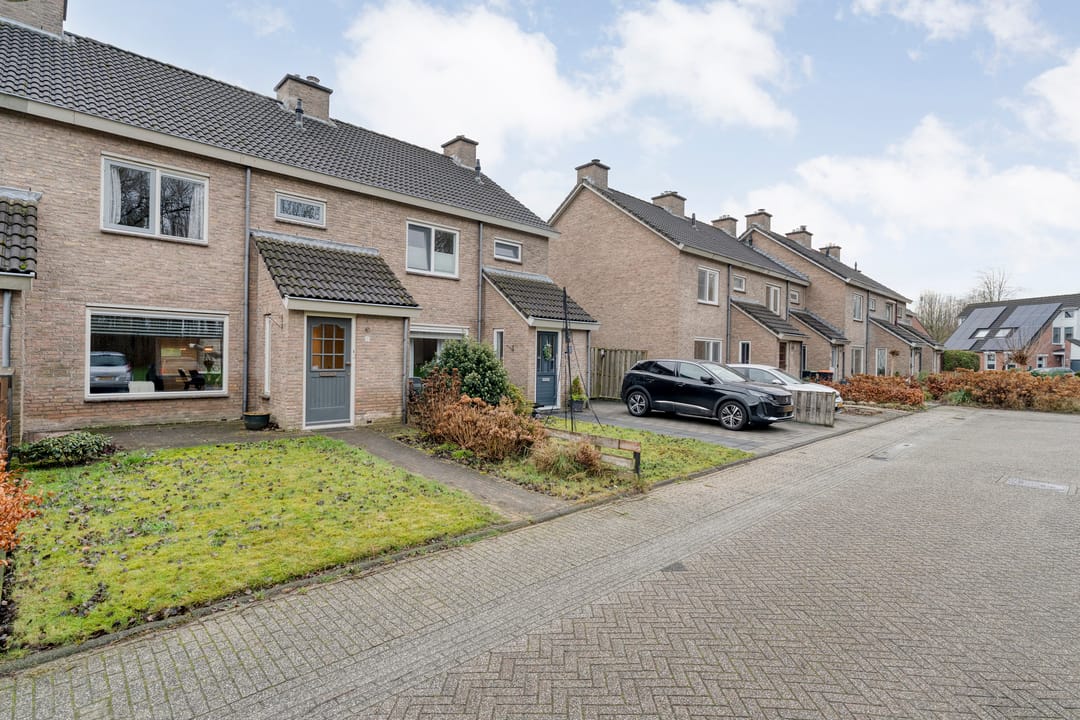 Foto 2 van Betsy Trompetterstraat 17