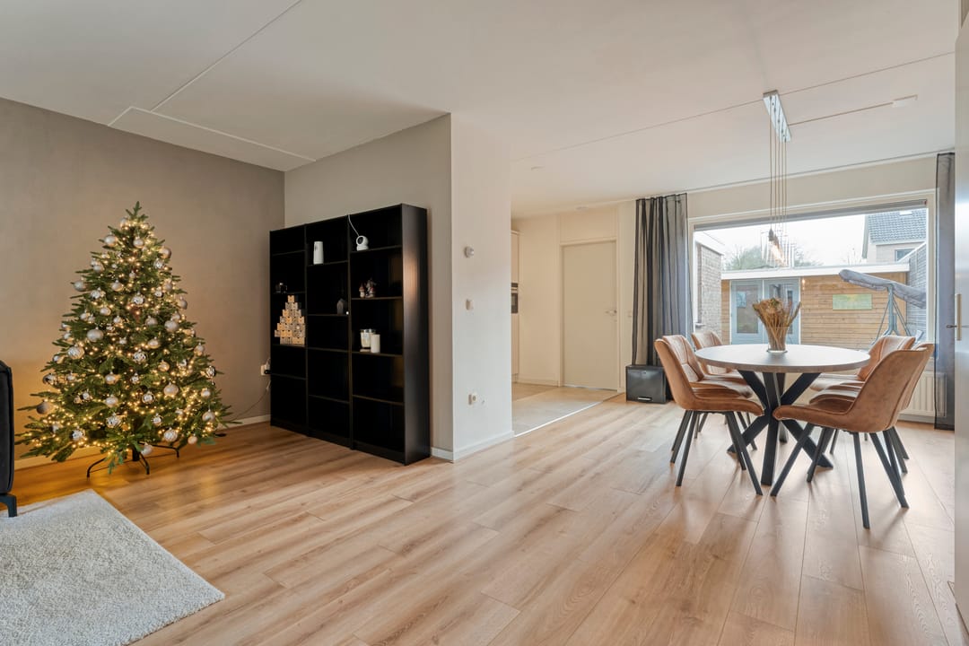 Foto 13 van Betsy Trompetterstraat 17