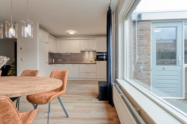 Foto 17 van Betsy Trompetterstraat 17