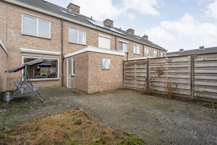 Foto 46 van Betsy Trompetterstraat 17