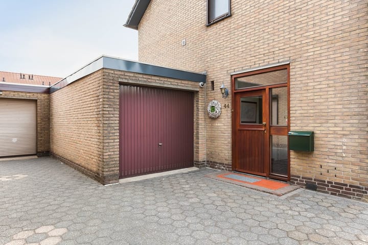 Foto 2 van Florastraat 44