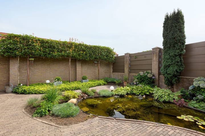 Foto 18 van Florastraat 44