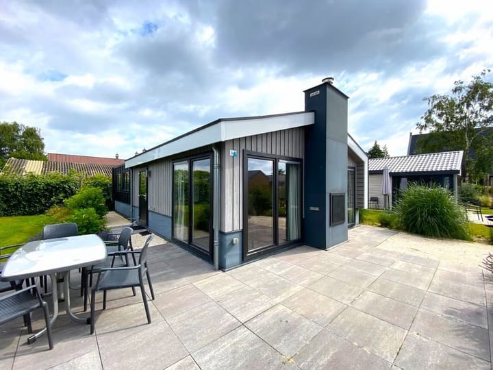 Photo 2 of Den Drul 19-360